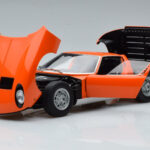 Lamborghini Miura SV Narancssárga AUTOart 1:18 - image 2 of 8