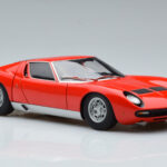 Lamborghini Miura SV Piros AUTOart 1:18 - image 6 of 8