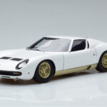 Lamborghini Miura SV Fehér AUTOart 1:18