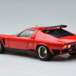 Lamborghini Miura SVR Piros Kyosho 1:18 - image 7 of 9