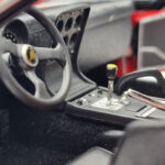 Lamborghini Miura SVR Piros Kyosho 1:18 - image 8 of 9