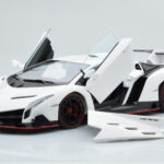Lamborghini Veneno Fehér AUTOart 1:18 - image 2 of 8