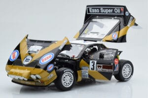 Lancia 037 ESSO #3 F. Tabaton Rally Targa Florio 1985 Kyosho 1:18 08306H Fém – 2. kép a 8-ből