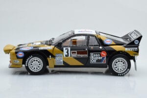 Lancia 037 ESSO #3 F. Tabaton Rally Targa Florio 1985 Kyosho 1:18 08306H Fém – 5. kép a 8-ből