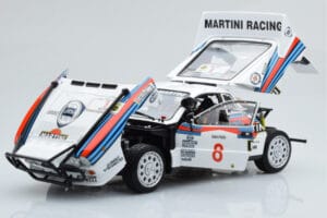 Lancia 037 Martini #8 A. Bettega / M. Perissinot Safari Rally 1985 Kyosho 1:18 08306J Fém – 2. kép a 8-ből