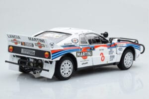 Lancia 037 Martini #8 A. Bettega / M. Perissinot Safari Rally 1985 Kyosho 1:18 08306J Fém – 4. kép a 8-ből