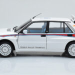 Lancia Delta HF Integrale 6 Fehér Kyosho 1:18 - image 5 of 8