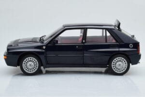 Lancia Delta HF Integrale Club Italia Kék Kyosho 1:18 08343SC Fém – 5. kép a 8-ből