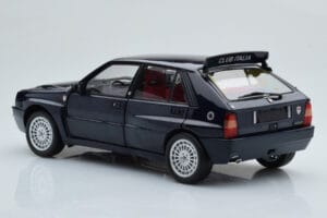 Lancia Delta HF Integrale Club Italia Kék Kyosho 1:18 08343SC Fém – 7. kép a 8-ből