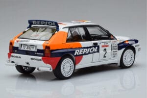 Lancia Delta HF Integrale Evoluzione #2 C. Sainz / L. Moya Tour de Corse 1993 Kyosho 1:18 08348J Fém – 3. kép a 9-ből
