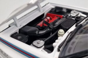 Lancia Delta HF Integrale Evoluzione Test Car Kyosho 1:18 08348G Fém – 8. kép a 9-ből