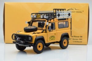 Land Rover Defender 90 Camel Trophy Borneo 1985 Almost Real 1:18 810213 Fém – 8. kép a 8-ből