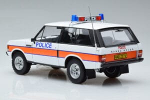 Land Rover Range Rover Rendőrség Almost Real 1:18 810115 Fém – 6. kép a 9-ből