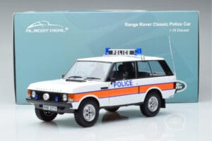 Land Rover Range Rover Rendőrség Almost Real 1:18 810115 Fém – 9. kép a 9-ből