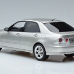 Lexus IS200 XE10 Ezüst Otto 1:18 OT991 Gyanta - image 5 of 6
