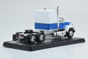 Mack Superliner Magnum Fehér Kék IXO 1:43 TR165 Fém – 2. kép a 6-ből