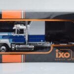 Mack Superliner Magnum Fehér Kék IXO 1:43 - image 6 of 6