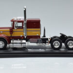 Marmon CHDT Piros-Arany IXO 1:43 - image 3 of 6