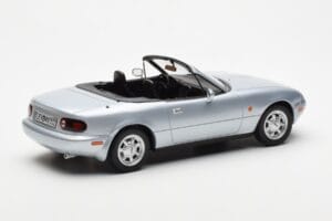 Mazda MX-5 NA Ezüst Norev 1:18 188023 Fém – 2. kép a 7-ből