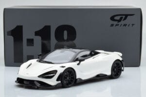 McLaren 765LT Fehér GT Spirit 1:18 GT861 Gyanta – 6. kép a 6-ből