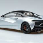 McLaren Artura Ezüst GT Spirit 1:18 GT873 Gyanta - image 5 of 6