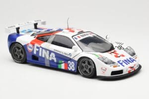 McLaren F1 GTR #38 M. Duez / M. Soper / E. Lafitte Team Bigazzi 24 Hours of Le Mans 1996 UT Models 1:18 80439421484 Fém – 4. kép a 6-ből