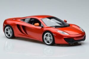 McLaren MP4-12C Stig Top Gear Figurával Minichamps 1:18 519101330 Fém – 5. kép a 7-ből