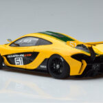 McLaren P1 GTR Sárga Zöld Csíkokkal AUTOart 1:18 - image 6 of 7