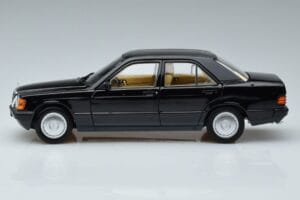 Mercedes 190 E W201 Limitált Kiadás Norev 1:18 183823 Fém – 5. kép a 10-ből