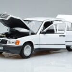 Mercedes 190 E W201 Fehér Norev 1:18 183820 Fém - image 2 of 7