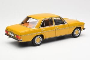 Mercedes 200/8 W115 Sahara Sárga Norev 1:18 183771 Fém – 3. kép a 8-ből