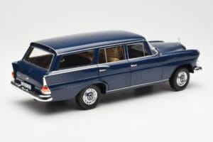 Mercedes 200 Universal W115 Kék Norev 1:18 183599 Fém – 3. kép a 8-ből