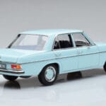 Mercedes 200 W115 Norev 1:18 183777 Fém - image 3 of 7
