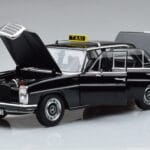 Mercedes 200 W115 Taxi Norev 1:18 183776 Fém - image 2 of 7