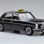 Mercedes 200 W115 Taxi Norev 1:18 183776 Fém - image 5 of 7