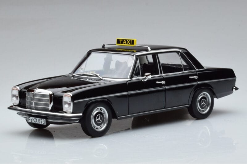 Mercedes 200 W115 Taxi Norev 1:18 183776 Fém