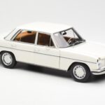Mercedes 200 W115 Fehér Norev 1:18 183770 - image 6 of 8