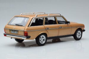 Mercedes 200T S123 AMG Package Bézs Norev 1:18 183739 Fém – 3. kép a 9-ből