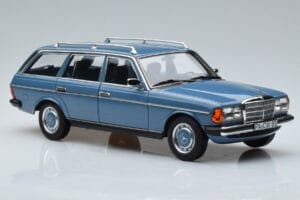 Mercedes 200T S123 Kék Norev 1:18 183737 Fém – 5. kép a 7-ből