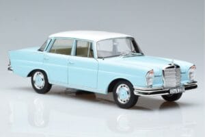 Mercedes 220 S W111 Kék Norev 1:18 183920 Fém – 5. kép a 7-ből