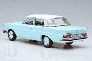 Mercedes 220 S W111 Kék Norev 1:18 183920 Fém – 6. kép a 7-ből