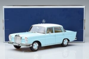 Mercedes 220 S W111 Kék Norev 1:18 183920 Fém – 7. kép a 7-ből