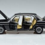 Mercedes 230E W123 Limitált Kiadás Norev 1:18 183711 Fém - image 4 of 8