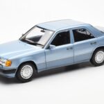 Mercedes 230E W124 Világoskék Metallic Norev 1:18