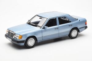 Mercedes 230E W124 Világoskék Metallic Norev 1:18 183945