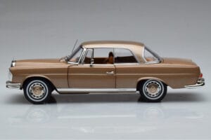 Mercedes 250 SE Coupe W111 Arany Metál Norev 1:18 183759 Fém – 4. kép a 7-ből