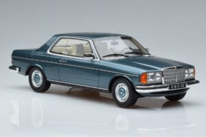 Mercedes 280 CE C123 Kék Otto 1:18 OT627 Gyanta – 4. kép a 6-ből