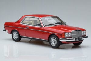 Mercedes 280 CE C123 Piros Otto 1:18 OT145 Gyanta – 4. kép a 6-ből