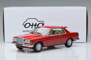 Mercedes 280 CE C123 Piros Otto 1:18 OT145 Gyanta – 6. kép a 6-ből