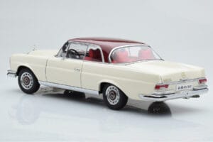 Mercedes 280 SE W108 Fehér AUTOart 1:18 76287 Fém – 7. kép a 8-ből